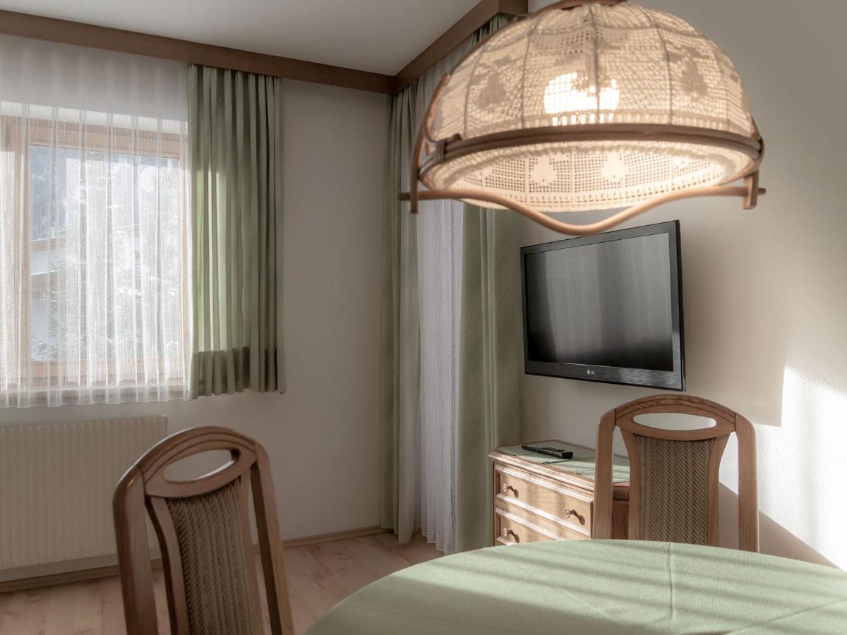 Alpenblick Appartements Наудерс Екстериор снимка